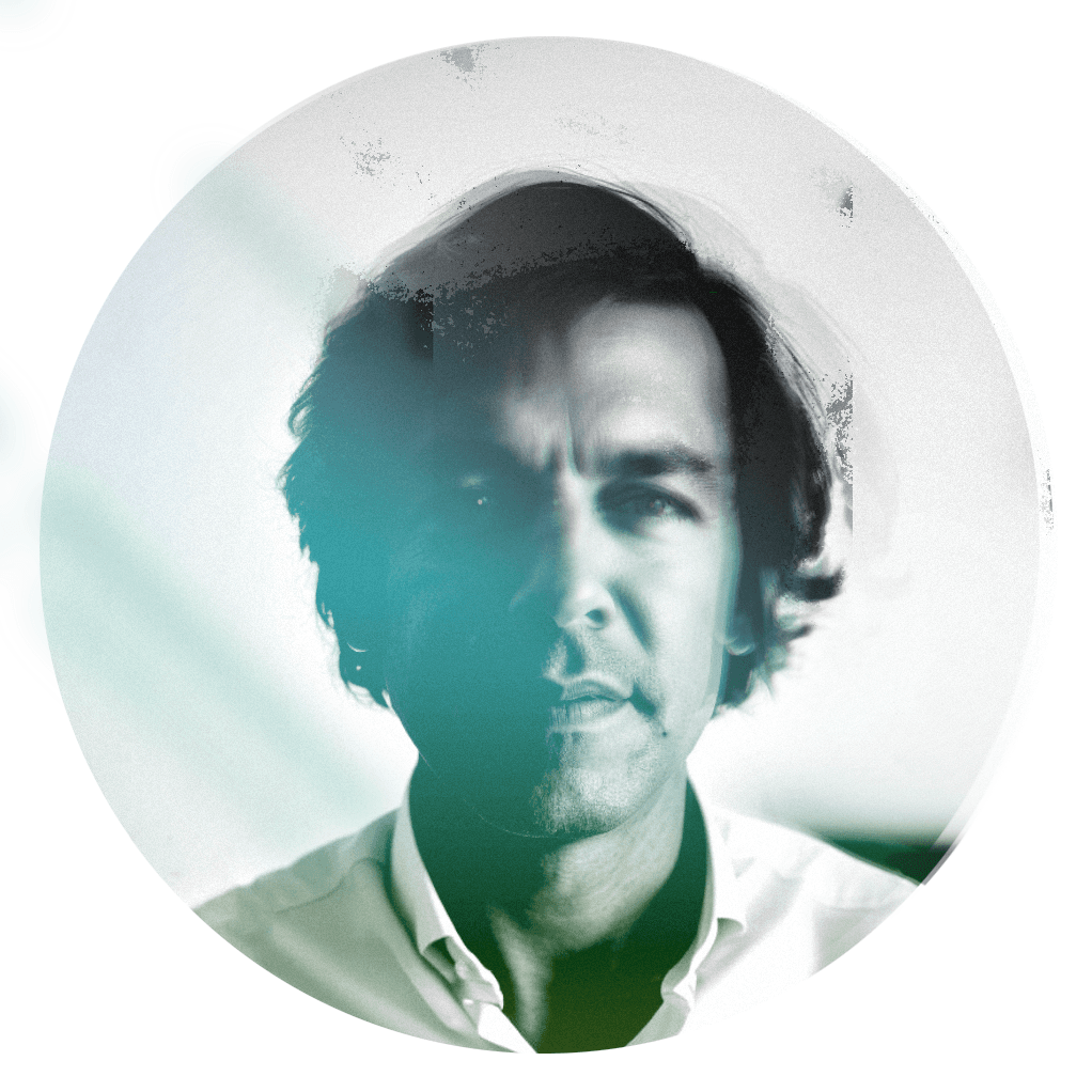 Manuel Larino profile